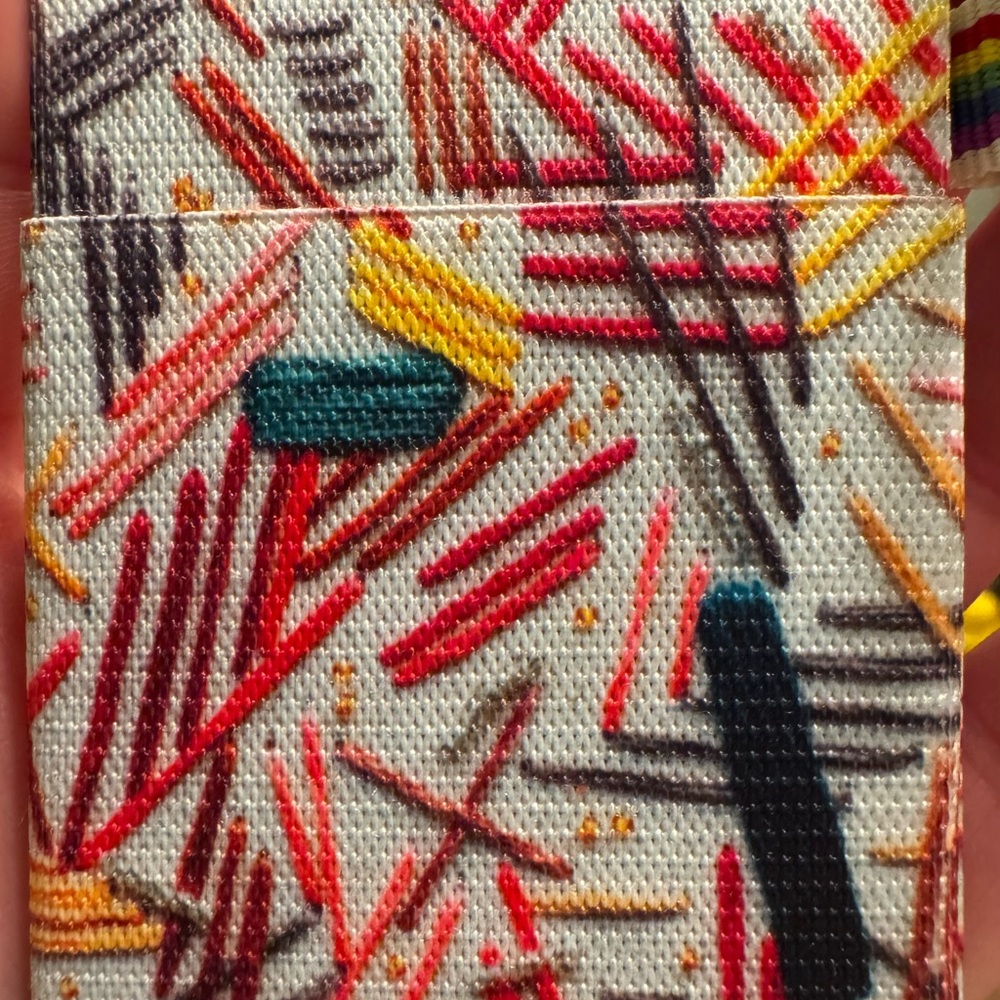 Thread Multicolor Elastic Wallet - Picture 4 of 6